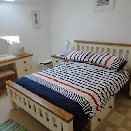 Ocean Breeze Apartment Bude Ruang foto